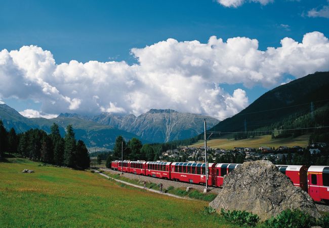 Erlebnisreise mit der Bernina Bahn zum Sparfuchspreis